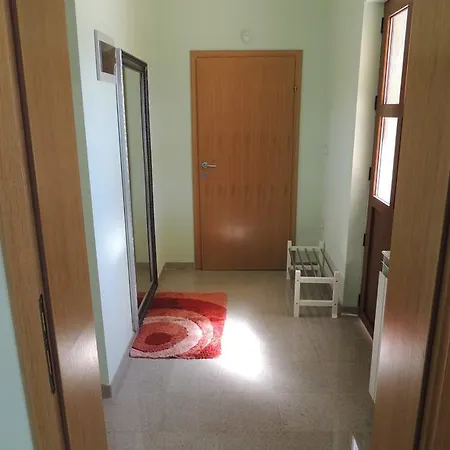 Stoja Apartment *